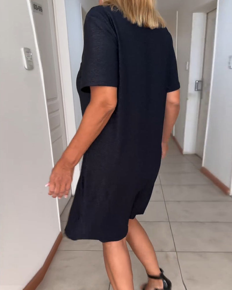 Évélie – Robe Élégante à Longueur Genou – Fronces Torsadées avec Col en V