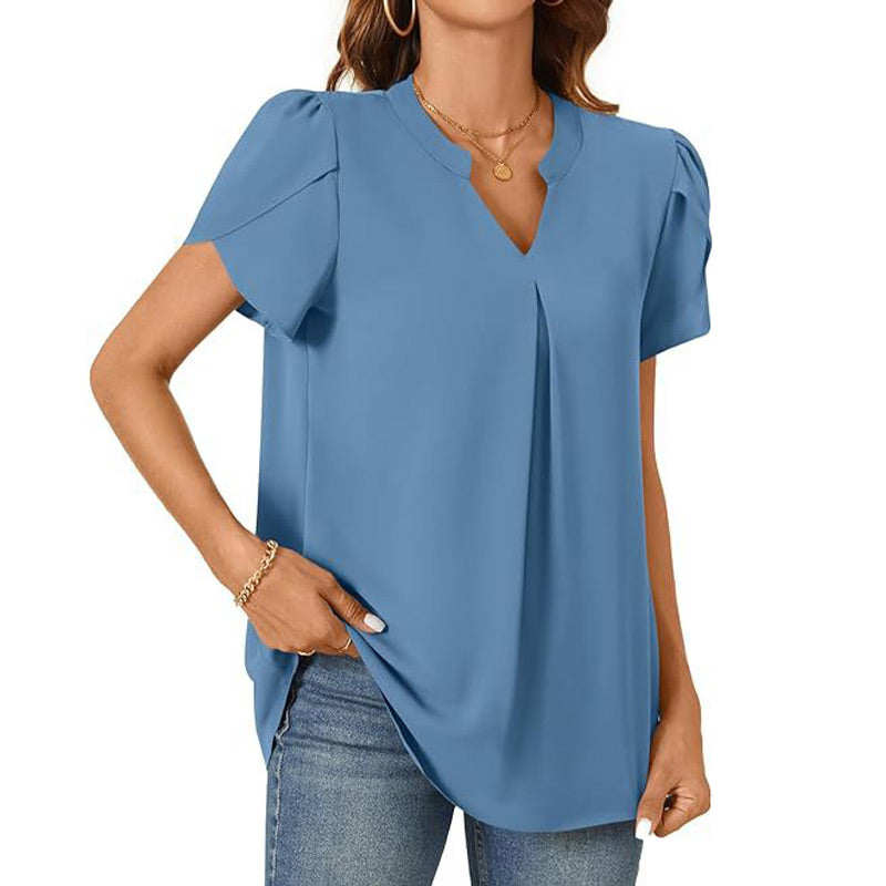 Élina – Top Uni à Col V Plissé – Manches Courtes Style Fleur Épanouie