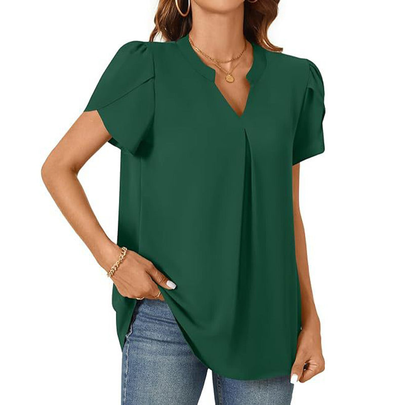 Élina – Top Uni à Col V Plissé – Manches Courtes Style Fleur Épanouie
